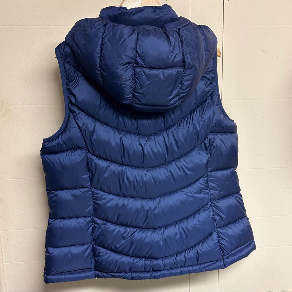 Charter Club puffer vest with hoodie marine blue - Picture 2 of 14